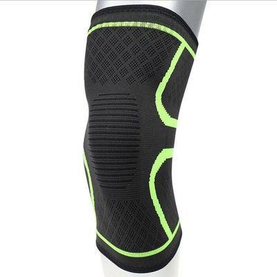 KSE556 Compression en nylon genou-plaquettes de soutien du genou brasage à manches pour améliorer les performances