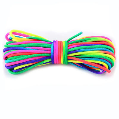 Rainbow 550 Paracord extérieur 4 mm 7 cœurs intérieurs Polyester Cordon de parachute personnalisation