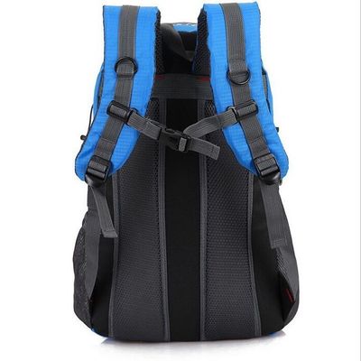 0Sac à dos en nylon personnalisé léger de 45 kg pour le camping et les aventures en plein air