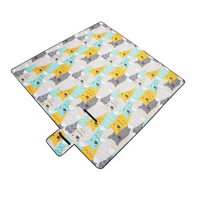 Couverture de plage pour pique-nique à l'extérieur étanche à l'eau Mat de plage de camping portable Matraces US 4/pièce