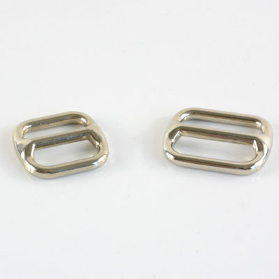 Taille de l'emballage 3,00cm * 2,00cm * 0,50cm Argent Métal D Ring Tri Glide Slider 20mm 25mm